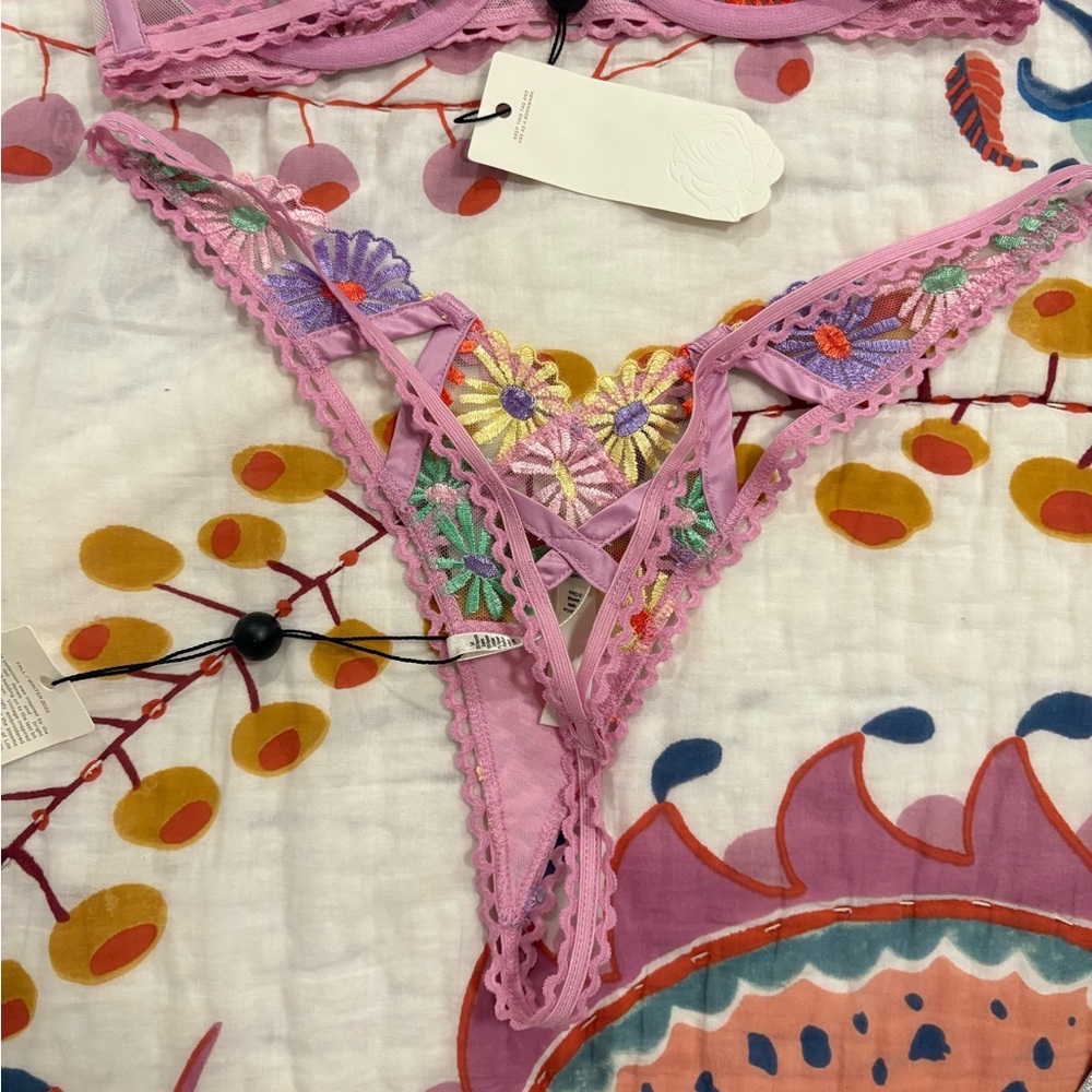 For Love and Lemons Gia Purple Floral Embroidered Bra Set - Picture 9 of 13